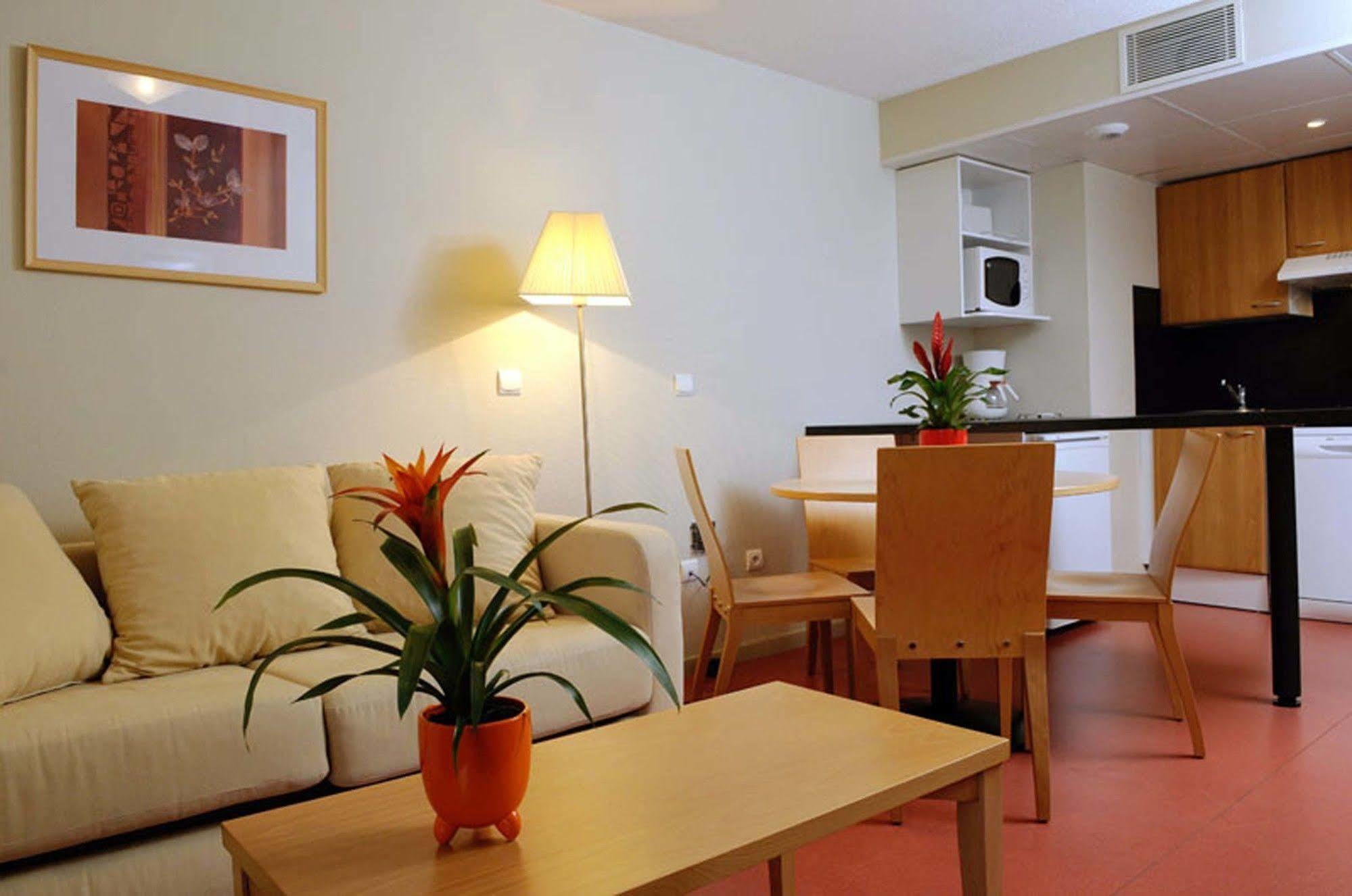Mariale By Popinns Aparthotel